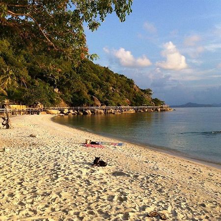 Leela Beach Resort Haad Rin Exterior foto